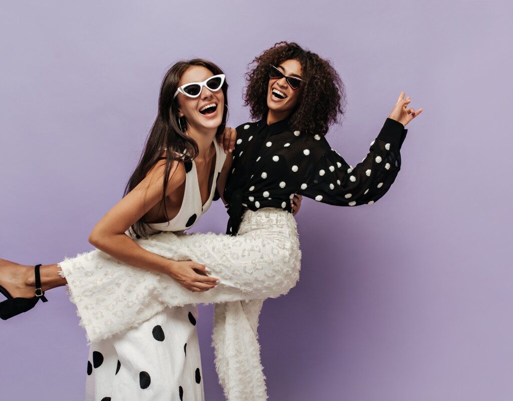 Подробнее о статье Polka Dots